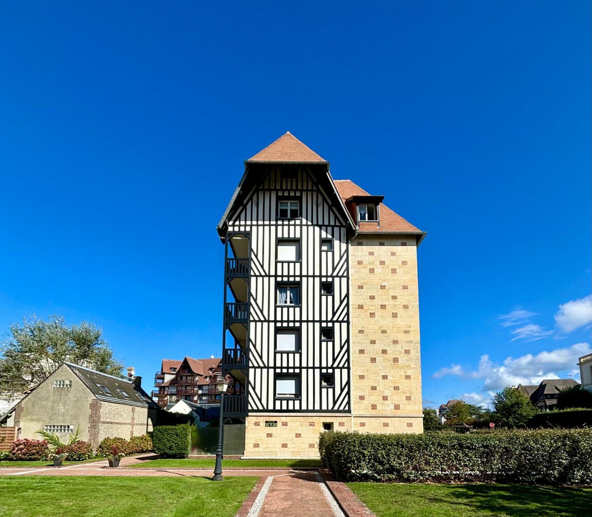 Studio En Rez De Jardin Deauville Centre Et Plage Exterior foto
